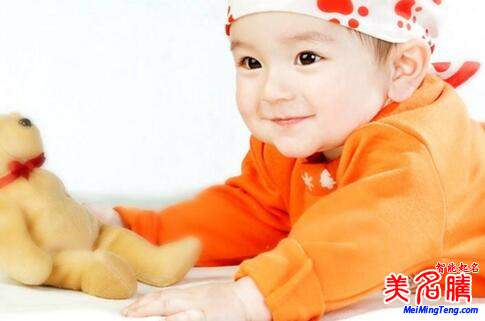 好聽(tīng)?zhēng)洑獾哪袑殞毿∶笕? /></a>如何給你的男寶寶起一個(gè)帥氣又好聽(tīng)的小名和起一個(gè)大名同等重要,需要父母認(rèn)真的對(duì)待,今天小編就來(lái)說(shuō)說(shuō)男寶寶起小名的那些事。一、起好聽(tīng)?zhēng)洑獾哪袑殞毿∶椒?nbsp; 男寶寶生來(lái)陽(yáng)剛,堅(jiān)強(qiáng)。取個(gè)霸氣的小名就...</div>
<span id="ctl00_ContentPlaceHolder1_subjectList_dgNews_ctl03_Label1" style="color:Green;font-size:10pt;">2017/4/24 22:05:47</span>
<div style="height:5px; font-size:5px"> </div>
<hr width="99%" style="text-align:center; border-style:dotted; border-width:0px; height:1px;" />
<div style="height:5px; font-size:5px"> </div>
</div>
</td>
</tr><tr style="border-width:0px;">
<td valign="top">
<div style="padding-left:3px; padding-right:3px;line-height:180%">
<h3 style="padding:0px;margin:0px;display:inline;"><a id="ctl00_ContentPlaceHolder1_subjectList_dgNews_ctl04_HyperLink1" class="headline" href="/baobaoqiming/nanbaobaoqiming/s.aspx?newsid=6318" target="_blank">好聽(tīng)的雞年男寶寶起名大全</a></h3>
<span style="color:Red;font-size:8pt;"></span>
<br />
<div style="padding-top:1px; width:95%; padding-left:8px; line-height:180%;color:#2f2f2f;font-size:14px;" ><a href=