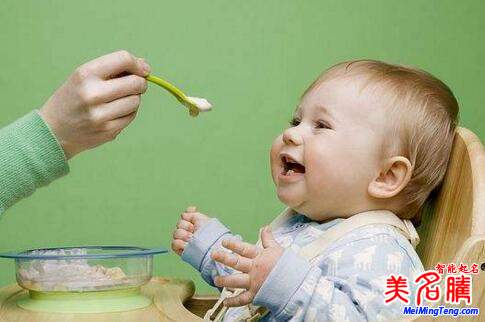 招財?shù)膶殞毱鹈椒? /></a>我們在給寶寶起名時,經(jīng)常有用戶說要起一個將來發(fā)財?shù)拿?。我們知道,招財?shù)姆椒ê芏啵酗L(fēng)水、供財神等等。不過,名字也能招財,說的比較少。那么招財?shù)膶殞毱鹈椒ǘ加行┥赌??招財?shù)膶殞毱鹈椒ㄖ?寶寶起名...</div>
<span id="ctl00_ContentPlaceHolder1_subjectList_dgNews_ctl07_Label1" style="color:Green;font-size:10pt;">2017/6/1 10:27:56</span>
<div style="height:5px; font-size:5px"> </div>
<hr width="99%" style="text-align:center; border-style:dotted; border-width:0px; height:1px;" />
<div style="height:5px; font-size:5px"> </div>
</div>
</td>
</tr><tr style="border-width:0px;">
<td valign="top">
<div style="padding-left:3px; padding-right:3px;line-height:180%">
<h3 style="padding:0px;margin:0px;display:inline;"><a id="ctl00_ContentPlaceHolder1_subjectList_dgNews_ctl08_HyperLink1" class="headline" href="/subject/gou/s.aspx?newsid=6657" target="_blank">聰明討喜屬狗孩子起名</a></h3>
<span style="color:Red;font-size:8pt;"></span>
<br />
<div style="padding-top:1px; width:95%; padding-left:8px; line-height:180%;color:#2f2f2f;font-size:14px;" ><a href=